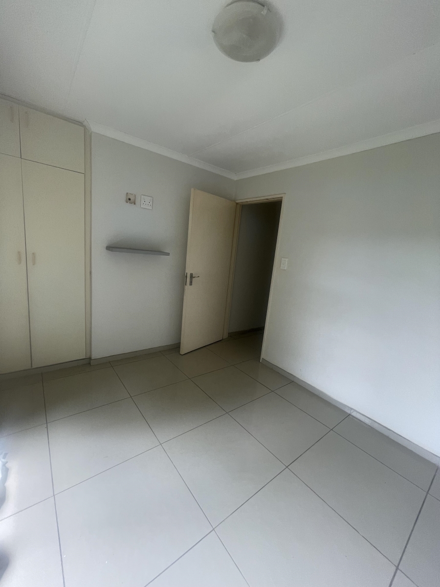 2 Bedroom Property for Sale in Nahoon Valley Park Eastern Cape